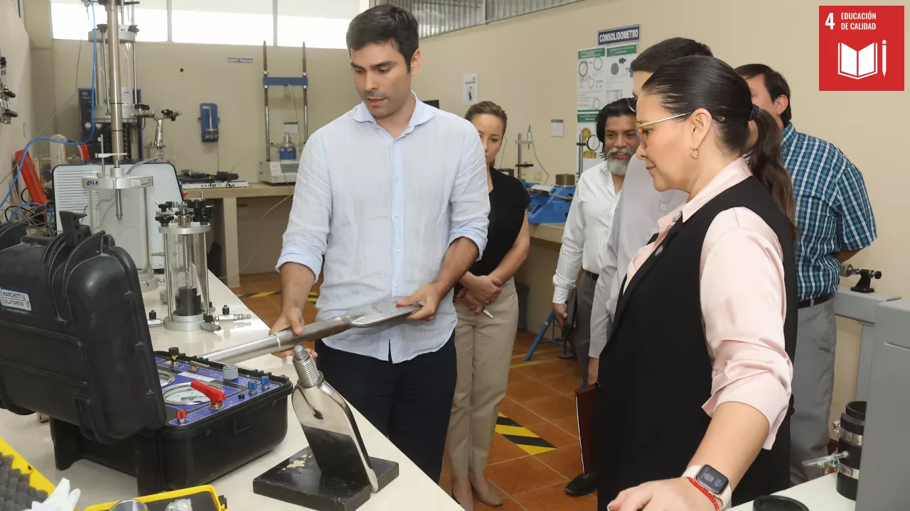 Las maestrías de Ingeniería Civil y Geotecnia adquieren nuevos equipos para fortalecer sus actividades de docencia e investigación